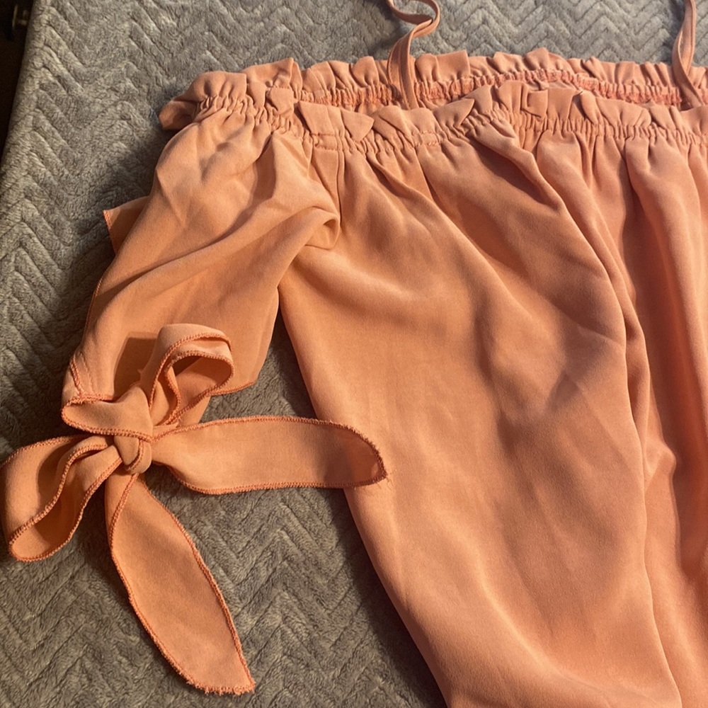 Shein 1XL “coral” (maybe) shirt sleeve shirt with bows